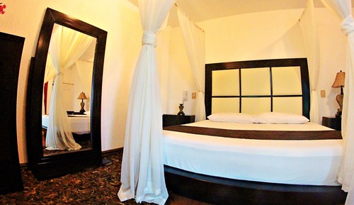 Comfort Double Room (Interior View with TV)