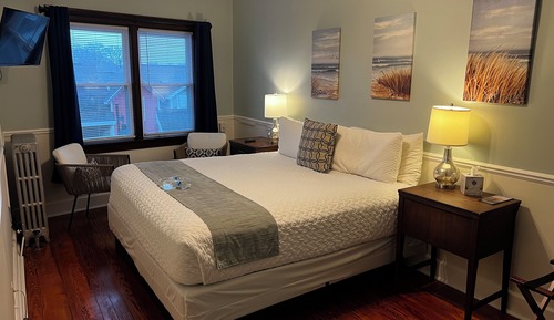 Double Room, 1 King Bed