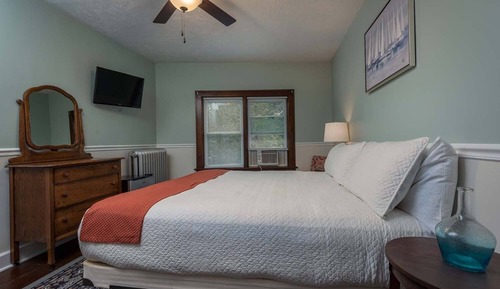 Double Room, 1 King Bed