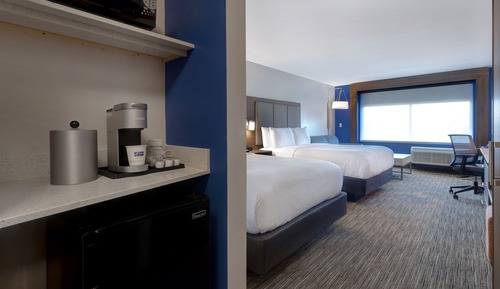 Suite, 2 Queen Beds