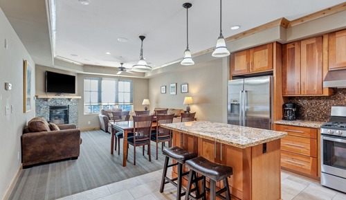 Condo, 2 Bedrooms