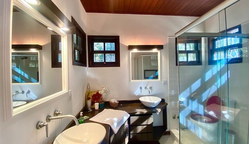 Exclusive Room
