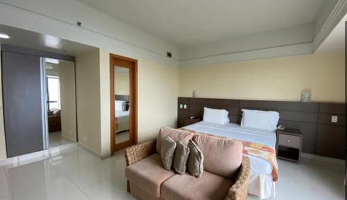 ROOM 914 FLAT