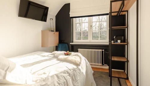 Classic Single Room