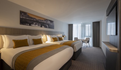 Deluxe Double & Single Room