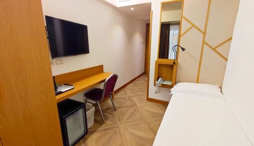 Single Room