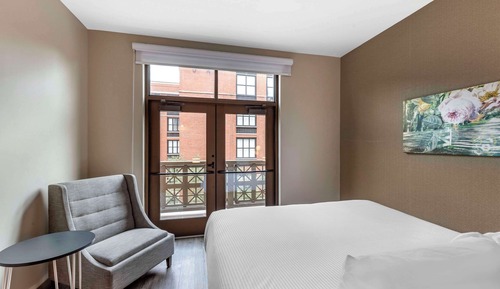 Room, 1 King Bed, Non Smoking