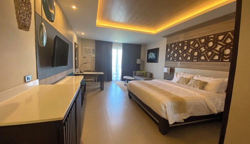 Deluxe Double or Twin Room, Pool View