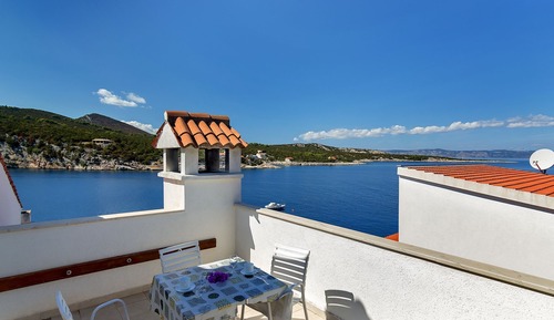 Apartment (Igor - 5 m from beach - C(4+3))