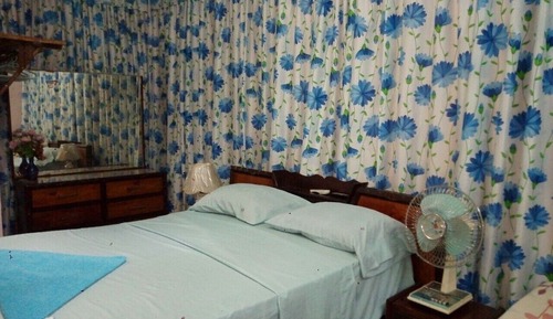 Grand Triple Room