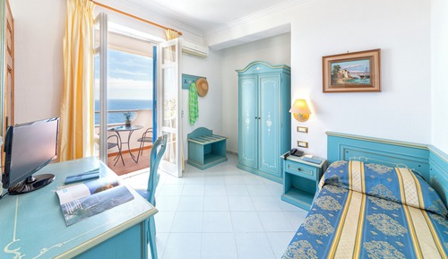 Single Room, Balcony, Sea View