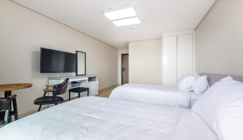 Room (For 2)