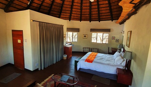 Villa (2 Sleepers)