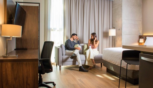 Studio Suite, 1 Queen Bed, Kitchen