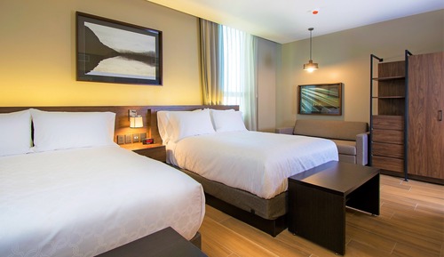 Studio Suite, 2 Queen Beds, Kitchen