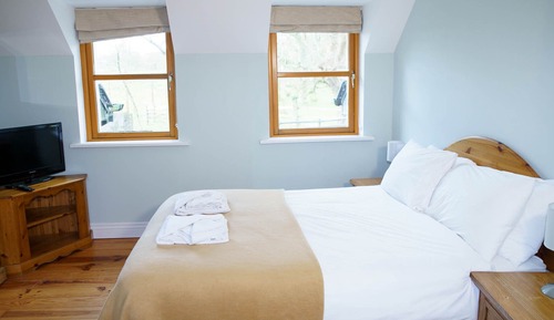 House,  2 Bedrooms - Sleeps 4