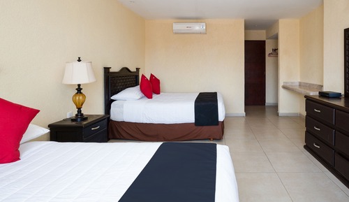Standard Room (Three beds)