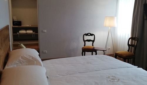 Superior Room (Melograno)
