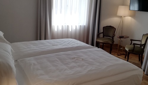 Deluxe Room (Limone)