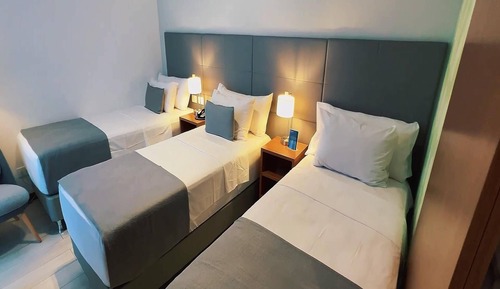 Room, 3 Twin Beds, Non Smoking