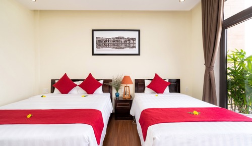 Deluxe Triple Room, Multiple Beds, Balcony, River View