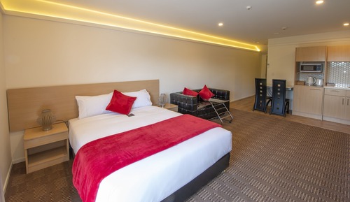 Luxury Studio Suite, 1 Queen Bed