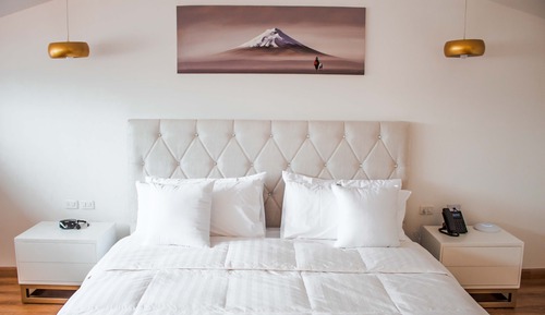 Deluxe Duplex, 1 King Bed, City View