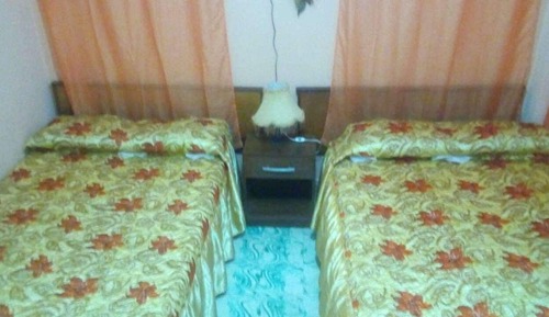 Triple Room, Multiple Beds
