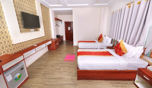 Deluxe Double or Twin Room