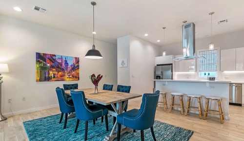 Superior Townhome, 4 Bedrooms, Balcony