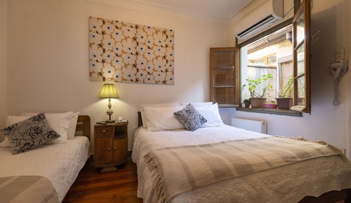 Design Triple Room