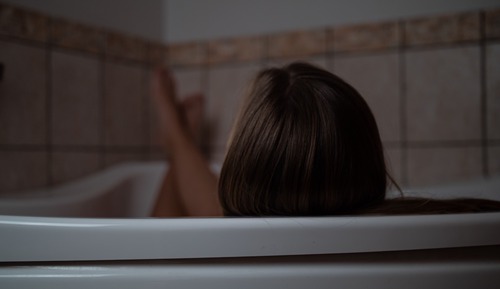 Suite, Jetted Tub