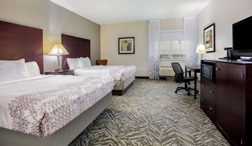 Room, 2 Queen Beds, Accessible, Non Smoking (Bathtub)