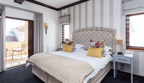 Deluxe Double Room 5