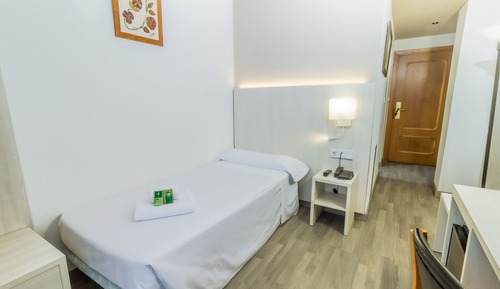 Standard Single Room
