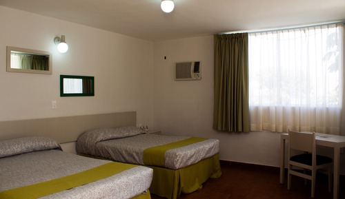 Quadruple Room, 2 Queen Beds