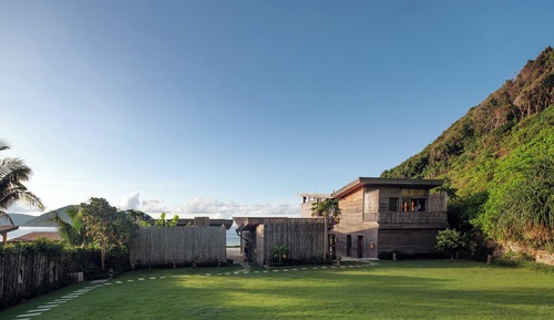 Beachfront 4-Bedroom Pool Villa