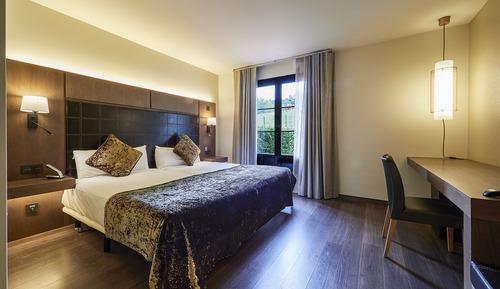 Twin Room (Shared Terrace)