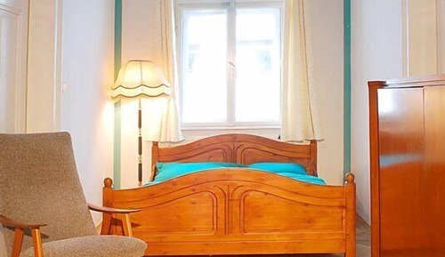3. Double Room, 1 Double Bed, Shared Bathroom