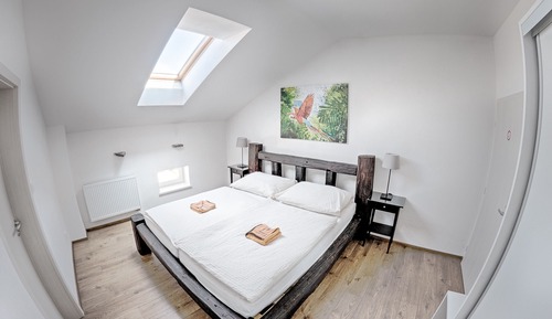 2. Double Room, 1 Double Bed, Private Bathroom