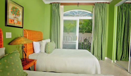 Deluxe Condo, 2 Bedrooms