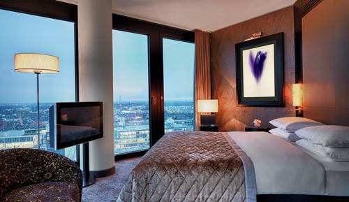 Regency, Suite, 1 King Bed