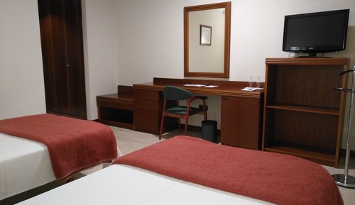 Standard Twin Room, Ensuite