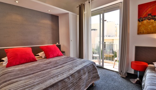 Superior Triple Room, Balcony