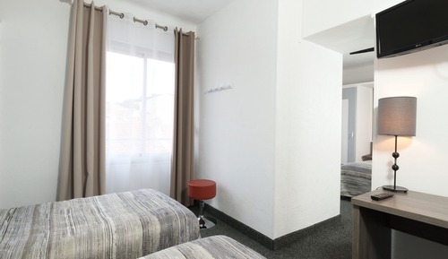 Superior Room (family)