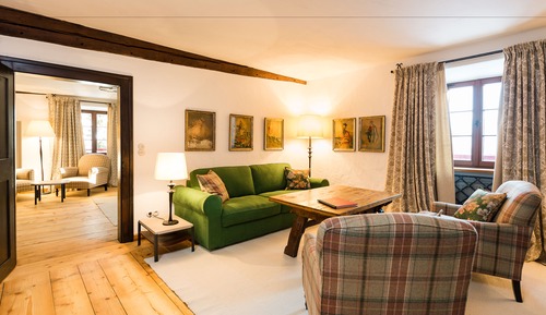 Family Suite (Gerti von Hofmannsthal)