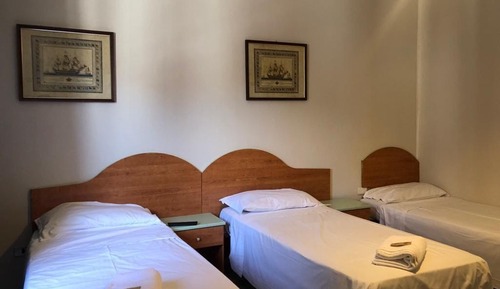 Classic Triple Room