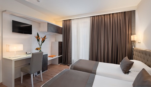 Superior Double Room, 2 Twin Beds