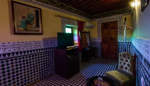 Standard Suite, Private Bathroom, City View (Warda)