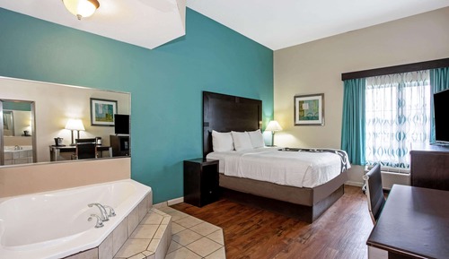 Studio Suite, 1 King Bed, Non Smoking